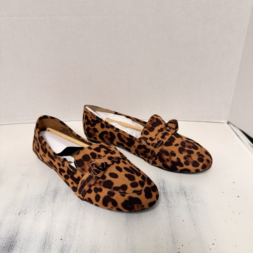 Journee Collection Womens Marci Slip On Round Toe Loafer Flats Leopard 9 Suede - Picture 5 of 9